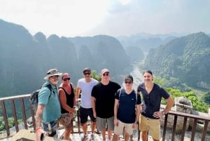 Z Hanoi: 2-dniowa wycieczka do Ninh Binh z zakwaterowaniem i posiłkami