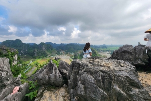 From Hanoi: 2-Day Ninh Binh Tour with Ha Long Bay Cruise