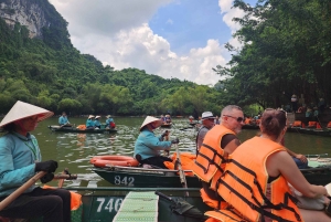 From Hanoi: 2-Day Ninh Binh Tour with Ha Long Bay Cruise