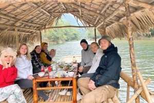 Da Hanoi, 2 giorni di trekking, cultura e rafting su zattere di bambù a Pu Luong