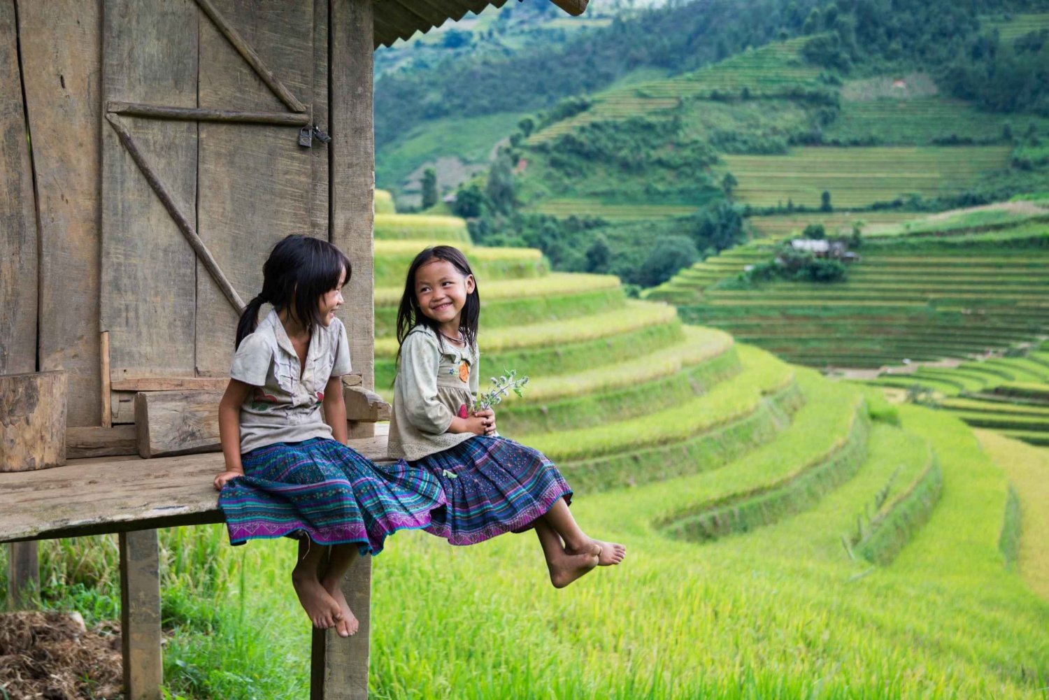 Desde Hanoi: Excursión de Intercambio Cultural de 2 días a Sapa con estancia en familia