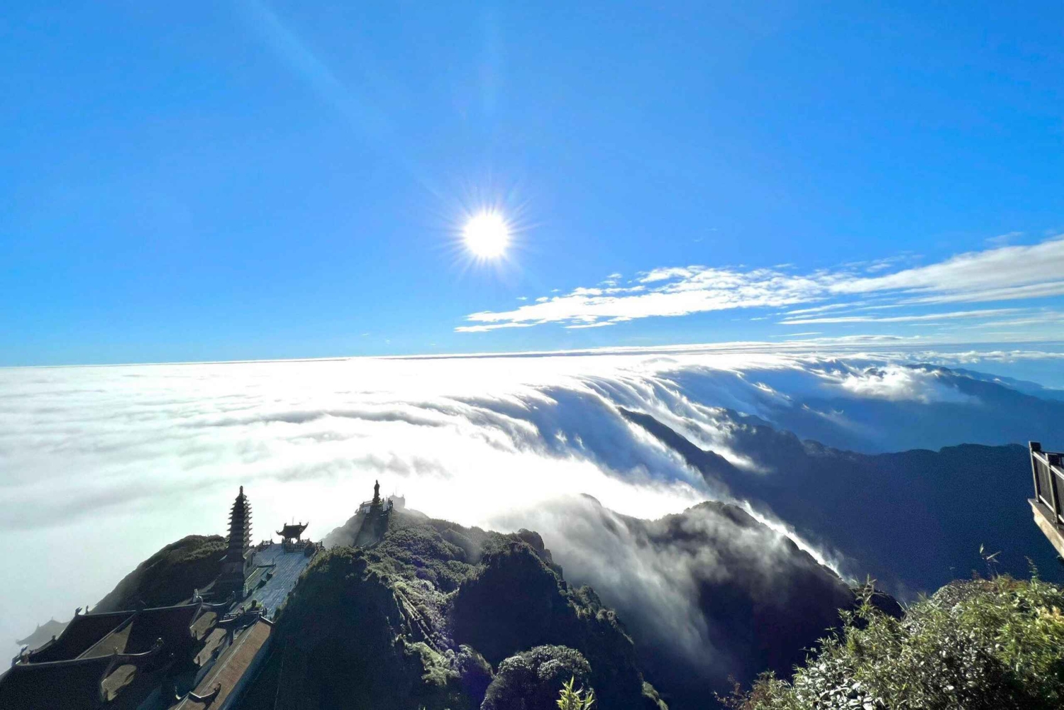 ハノイ発：サパ、ファンシーパン、ムオンホア渓谷 2 日間ツアー