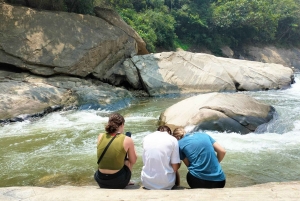 ハノイ発：サパ、ファンシーパン、ムオンホア渓谷 2 日間ツアー