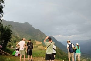 Fra Hanoi: 2-dagers fottur i Sapa med innkvartering og måltider i hjemlandet