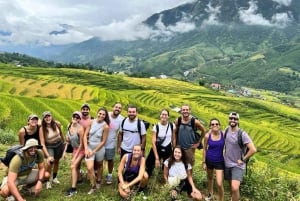 Fra Hanoi: 2-dagers fottur i Sapa med innkvartering og måltider i hjemlandet