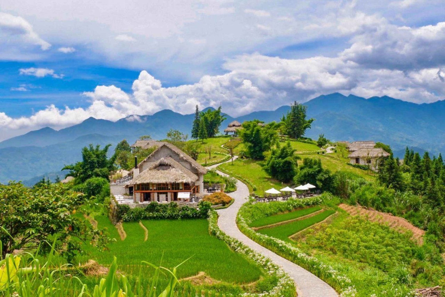 From Hanoi: 2-Day Sapa Valley Trek with Topas Ecolodge Stay