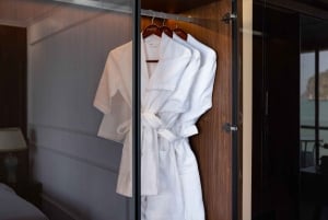 From Hanoi: 2 or 3-Day Lan Ha Bay 5* Cruise with Balcony