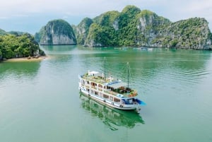 Cat Ba: Full- day trip with biking, kayaking, meal, tickets