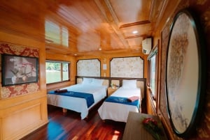 Cat Ba: Full- day trip with biking, kayaking, meal, tickets