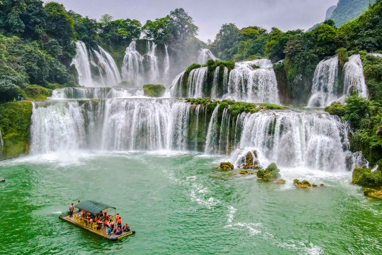 Desde Hanói: Excursión Privada de 3 Días al Lago Ba Be y las Cataratas Ban Gioc