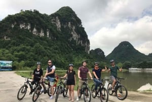 Au départ de Hanoï : croisière 5 étoiles de 3 jours dans la baie d'Halong - circuit à Ninh Binh