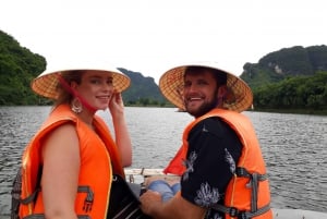 From Hanoi: 3-Day Luxury Tour Ninh Binh & Ha Long Bay Cruise