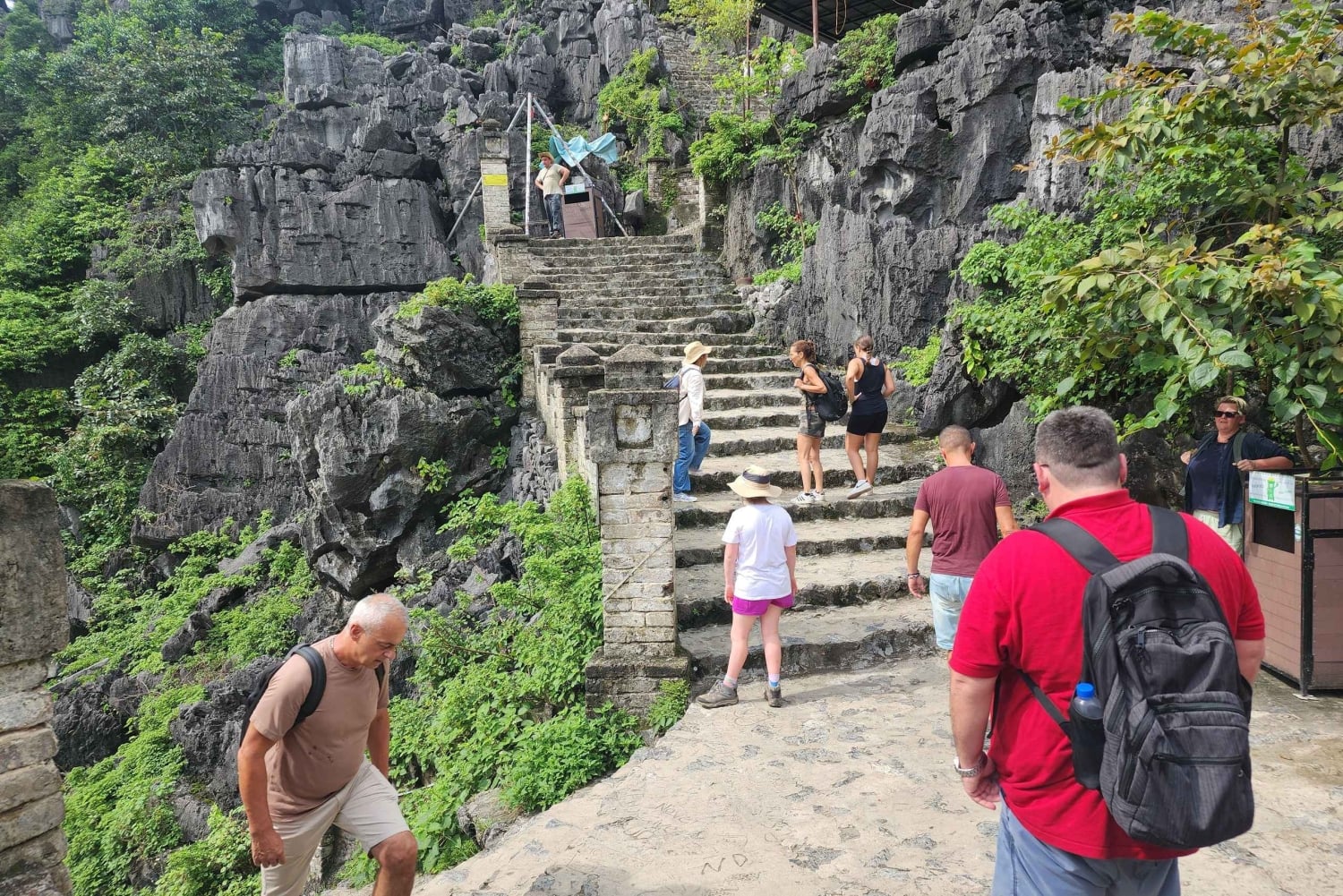 From Hanoi: 3-Day Trip to Ninh Binh with Ha Long Bay Cruise