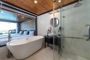 From Hanoi: 3-Day Trip to Ninh Binh with Ha Long Bay Cruise