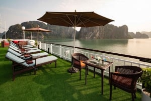 From Hanoi: 2-day Ha Long Bay & Bai Tu Long Premium Cruise