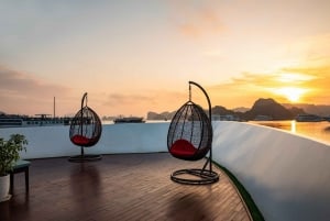 From Hanoi: 2-day Ha Long Bay & Bai Tu Long Premium Cruise