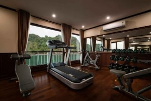From Hanoi: 2-day Ha Long Bay & Bai Tu Long Premium Cruise