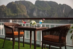 From Hanoi: 2-day Ha Long Bay & Bai Tu Long Premium Cruise