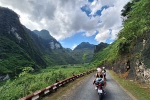 Desde Hanoi: Circuito de 4 días por Ha Giang en coche/Easy Rider