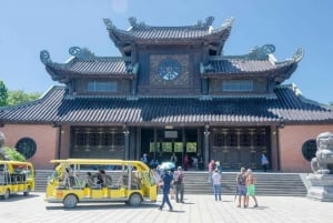 Au départ de Hanoi : Ninh Binh, Bai Dinh, Trang An et la grotte de Mua
