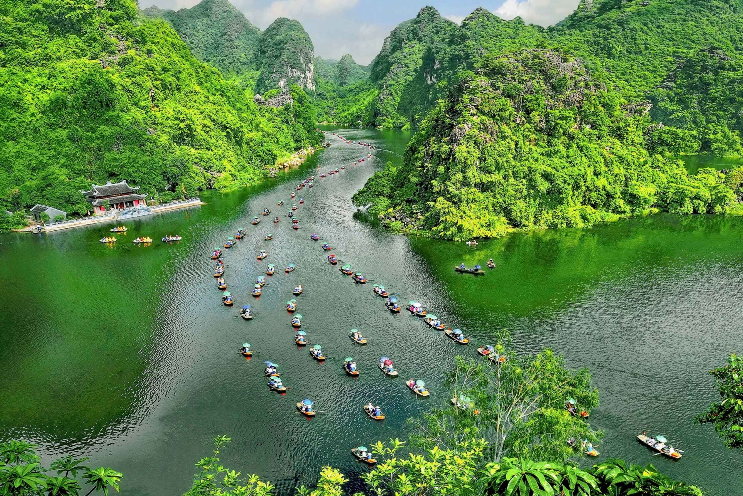 From Hanoi: Bai Dinh, Trang An, and Mua Cave Full-Day Tour