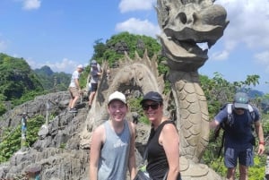 Hanoista: 2 päivän Ninh Binh -kierros majoituksella ja aterioilla