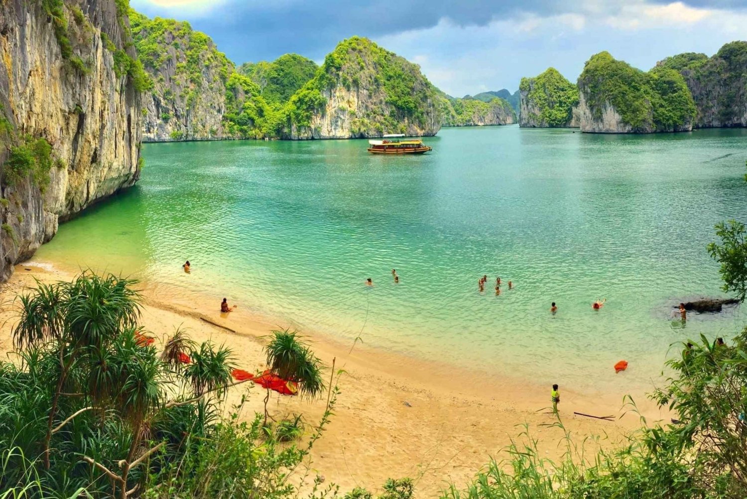 Z Hanoi: 3-dniowy trekking, spływ kajakowy i rejs Cat Ba