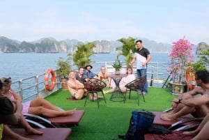 ハノイ発：カットバ島での3日間のサイクリング、カヤック、クルーズ体験をお楽しみください