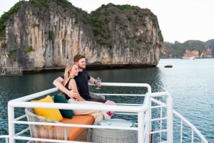 Desde Hanói: excursión de un día a la isla de Cat Ba y la bahía de Lan Ha con almuerzo