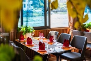 Hanoi/ Cat Ba: Isola di Cat Ba e baia di Lan Ha - Escursione di un giorno | Lusso