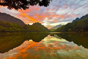 Au départ de Hanoi, explorez la nature, observez les animaux sauvages et les lucioles.