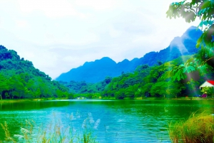 Au départ de Hanoi, explorez la nature, observez les animaux sauvages et les lucioles.