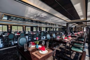 Fra Hanoi: Utforsk Ha Long Bay i 2 dager med et luksuscruise