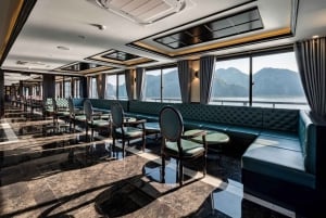 Fra Hanoi: Utforsk Ha Long Bay i 2 dager med et luksuscruise