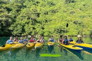 Dia inteiro em Ha Long com carro limusina e cruzeiro de luxo