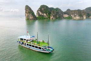 Dia inteiro em Ha Long com carro limusina e cruzeiro de luxo