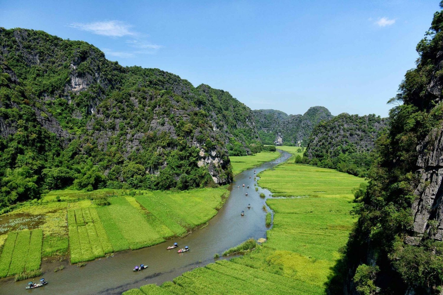 Desde Hanoi: Tour de un día en grupo reducido por lo más destacado de Ninh Binh