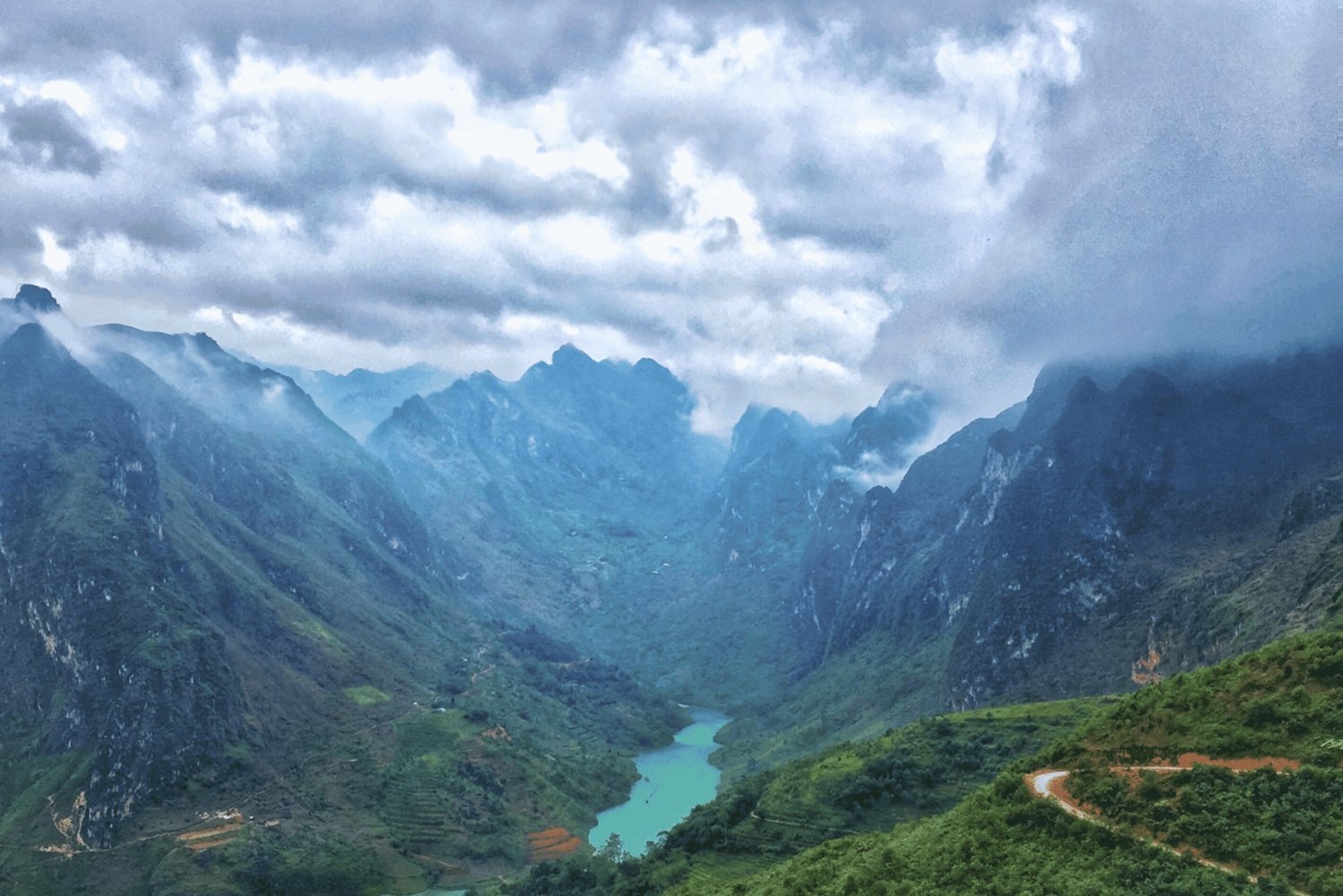 Hanoi: Ha Giang Loop Tour 4Days 3Nights kanssa helppo ratsastaja