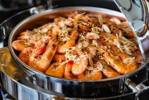 Hanoista: Ha Longin lahti 5 tähden päiväristeily buffet-lounaalla