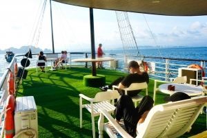 Vanuit Hanoi: Ha Long Bay voordelige rondreizen - Grote & kleine groepen