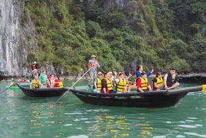 Au départ de Hanoï : croisière 5 étoiles dans la baie d'Ha Long avec déjeuner, kayak et jacuzzi