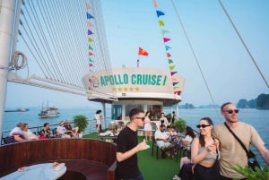 Au départ de Hanoï : croisière 5 étoiles dans la baie d'Ha Long avec déjeuner, kayak et jacuzzi