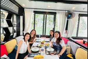 Hanoista: Ha Long Bayn yksityinen VIP-tilausristeily | Joustava