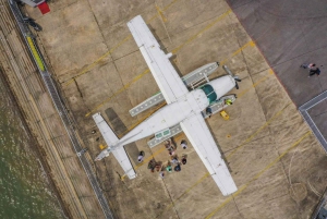 Vanuit Hanoi: schilderachtige watervliegtuigvlucht of transfer Ha Long-baai