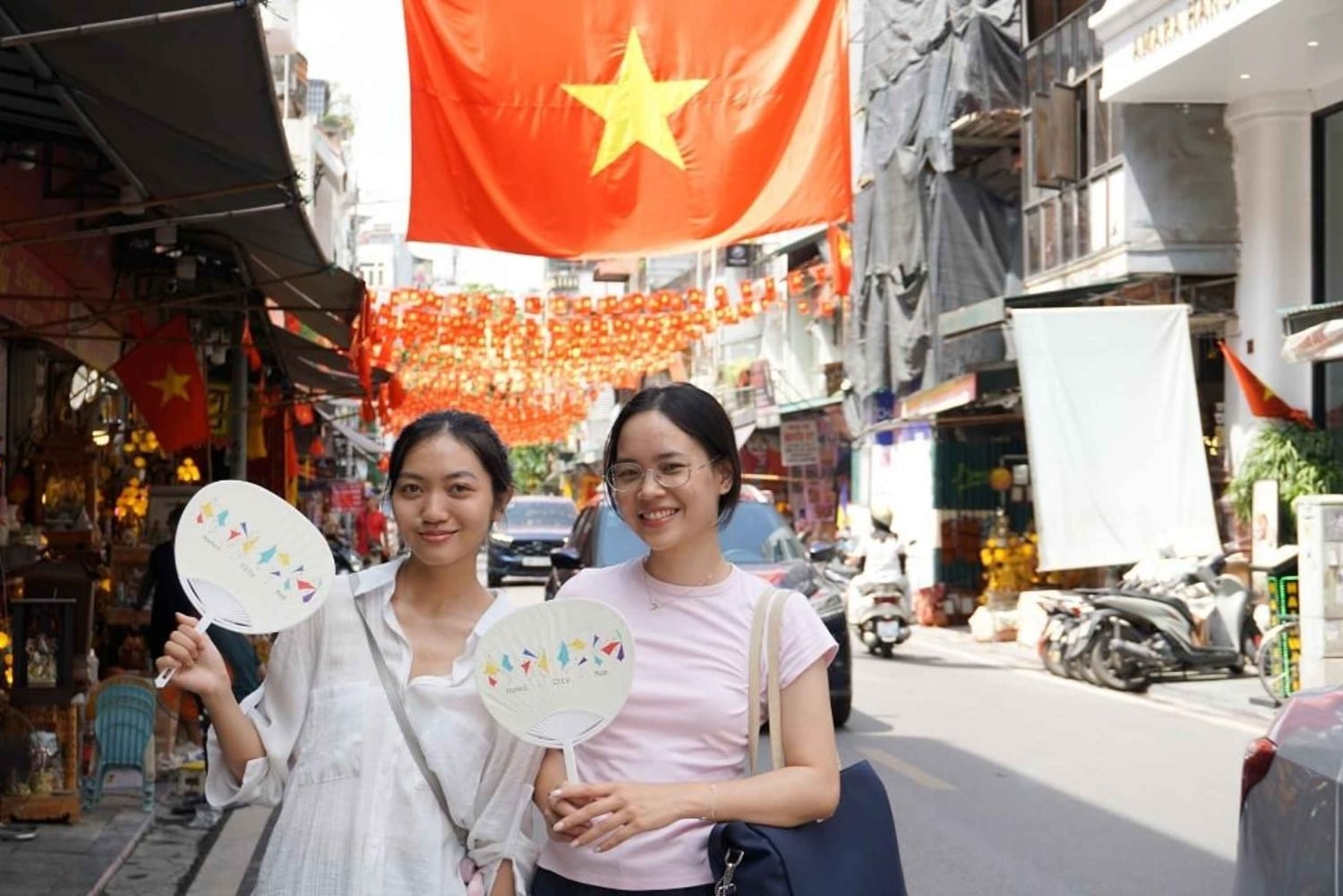 Da Hanoi: visita di mezza giornata alla scoperta dei quartieri antichi