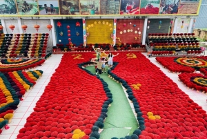 Hanoista: Puolipäiväinen retki suitsukkeisiin ja hattukyliin