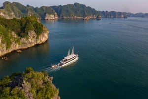 From Hanoi or Halong: Halong Bay Day Cruise