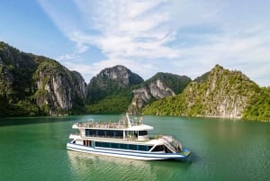 Ninh Binh: crociera di un giorno nella baia di Halong con pranzo e ritorno ad Hanoi