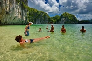 Ninh Binh: crociera di un giorno nella baia di Halong con pranzo e ritorno ad Hanoi