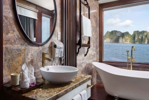Hanoi: Halong Bay 6 Stars Cruise w/ Private balcony, bathtub